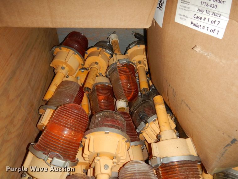 image for item MI9396 Approximately 70 airport runway lights