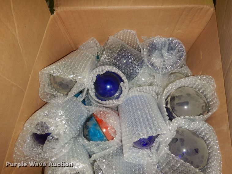 image for item MI9396 Approximately 70 airport runway lights