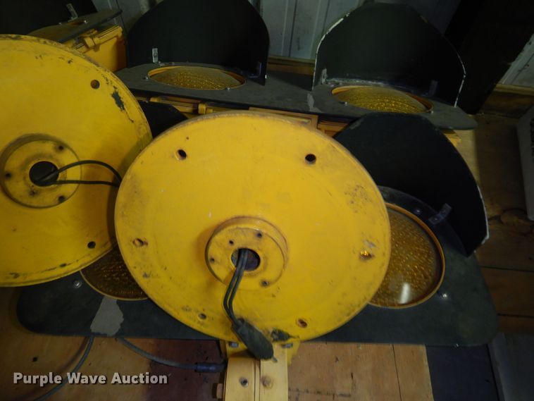 image for item MI9397 (4) airport guard lights