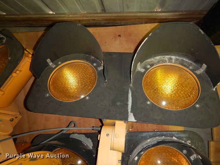 image for item MI9397 (4) airport guard lights