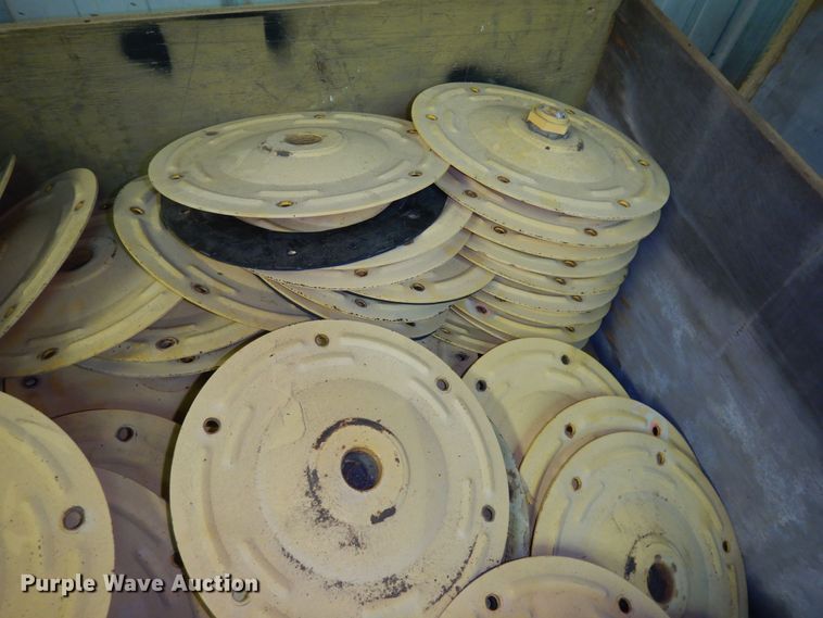 image for item MI9399 Approximately 100 airport runway lights