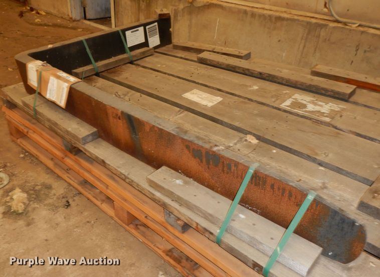 image for item MI9400 (2) 6'L forks