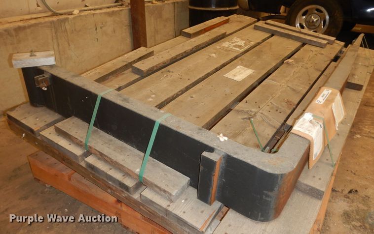 image for item MI9400 (2) 6'L forks