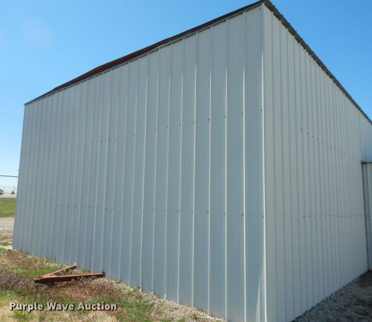 image for item MI9402 (3) airplane hangers