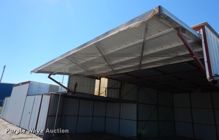 image for item MI9403 (3) airplane hangers