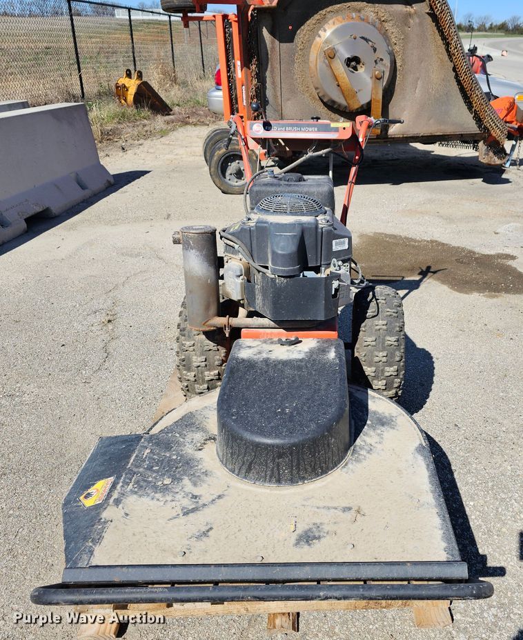 image for item MI9404 DR  brush mower