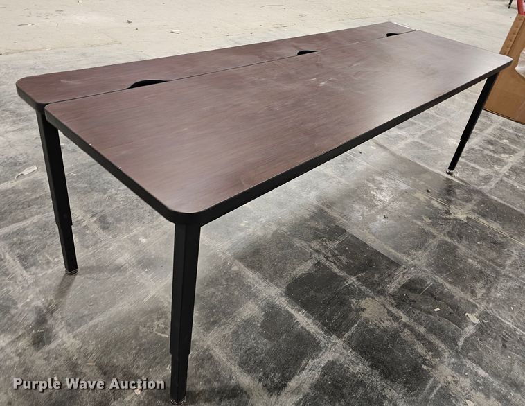 image for item MI9405 Computer table