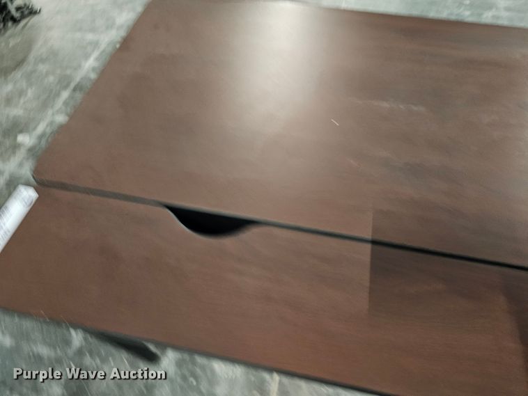 image for item MI9405 Computer table