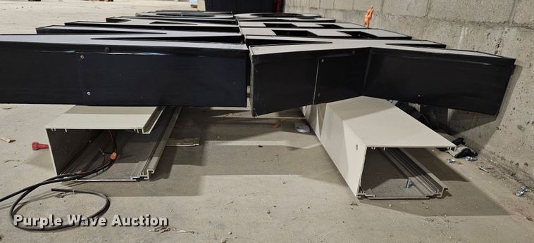 image for item MI9406 (2) neon signs