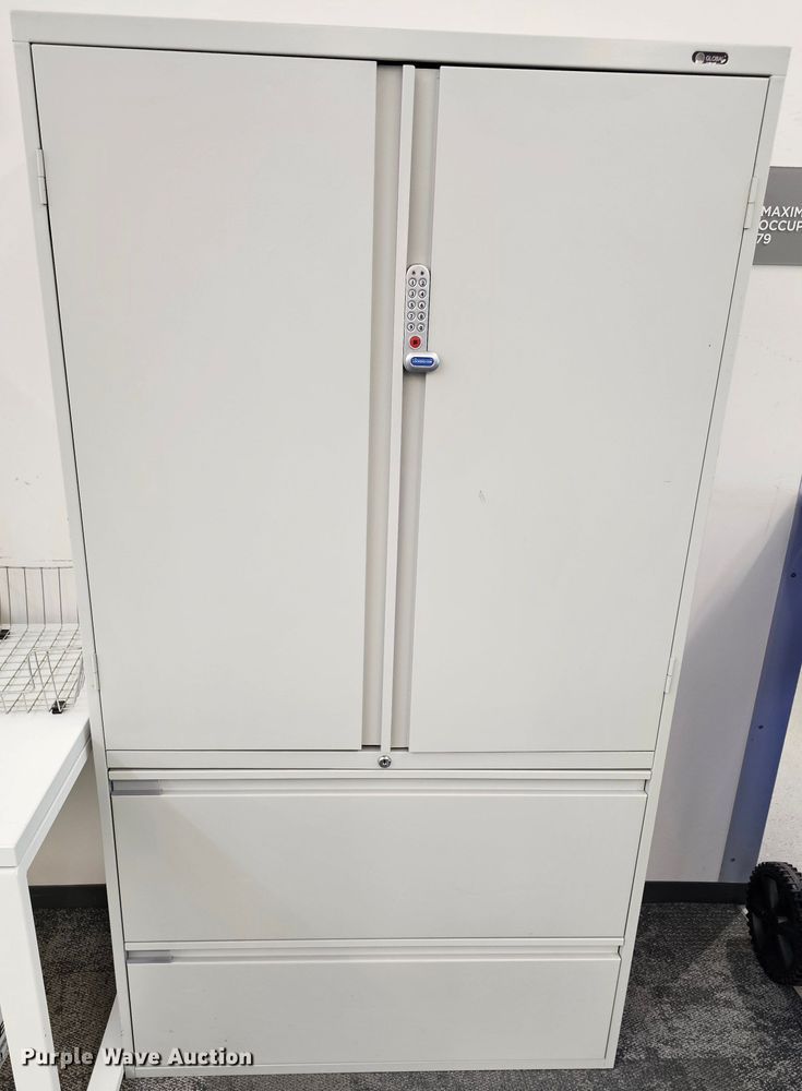 image for item MI9407 (2) file cabinets