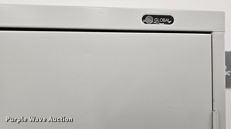 image for item MI9407 (2) file cabinets