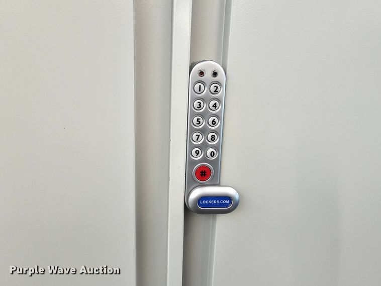 image for item MI9407 (2) file cabinets