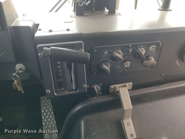 image for item MM9933 1998 Blue Bird TC2000  school bus