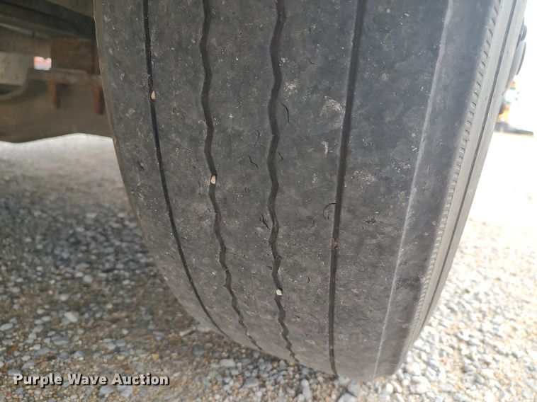 image for item MM9933 1998 Blue Bird TC2000  school bus