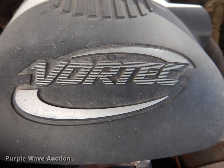 image for item MO9572 2004 Chevrolet Silverado 2500HD  Crew Cab pickup truck