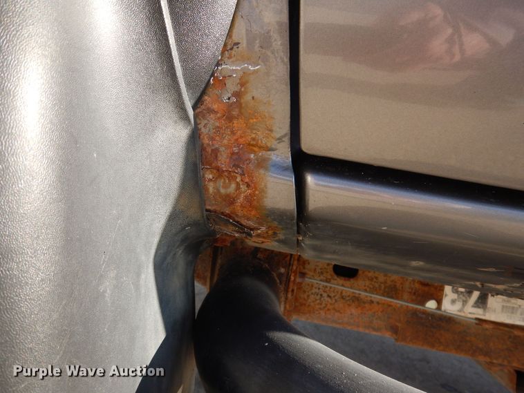 image for item MO9573 2006 Chevrolet Silverado 2500HD  Crew Cab pickup truck