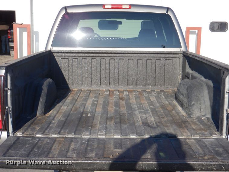 image for item MO9573 2006 Chevrolet Silverado 2500HD  Crew Cab pickup truck