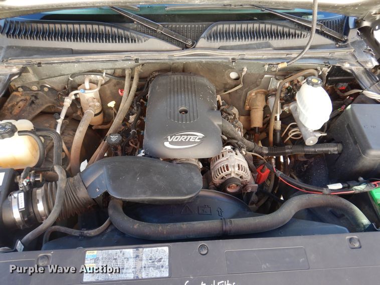 image for item MO9573 2006 Chevrolet Silverado 2500HD  Crew Cab pickup truck