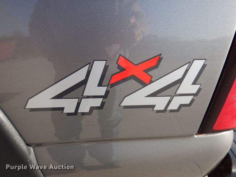 image for item MO9573 2006 Chevrolet Silverado 2500HD  Crew Cab pickup truck