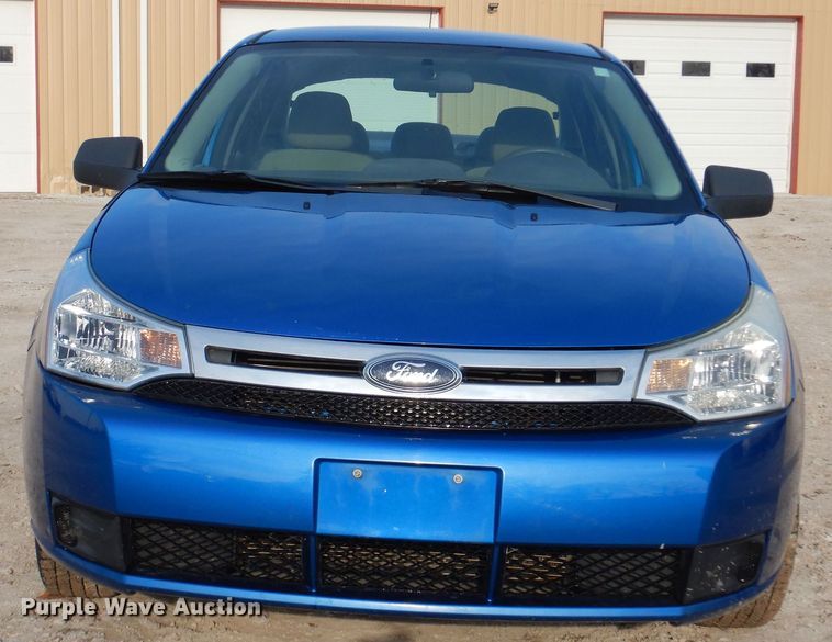 image for item MO9592 2010 Ford Focus