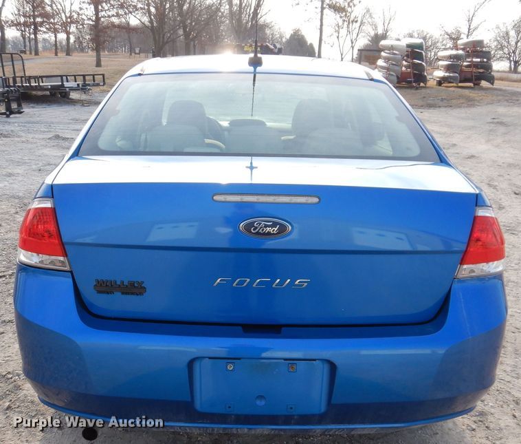 image for item MO9592 2010 Ford Focus