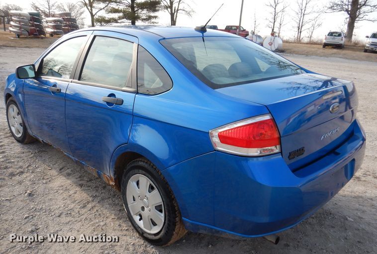 image for item MO9592 2010 Ford Focus