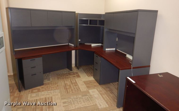 image for item MO9593 Office furniture