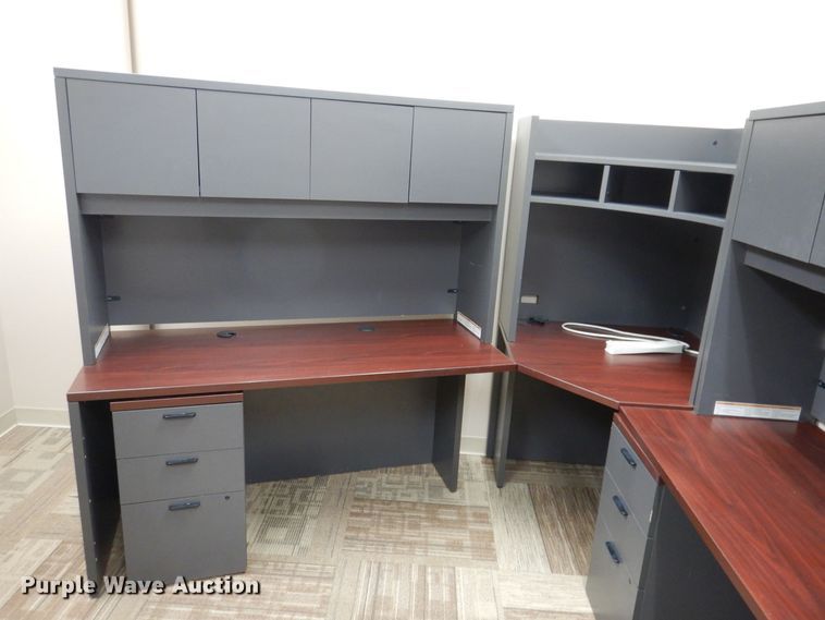 image for item MO9593 Office furniture