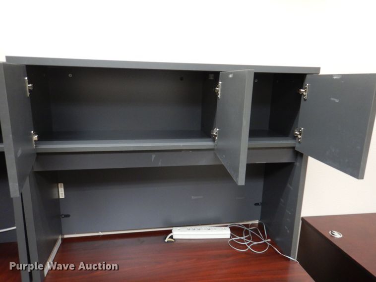 image for item MO9593 Office furniture