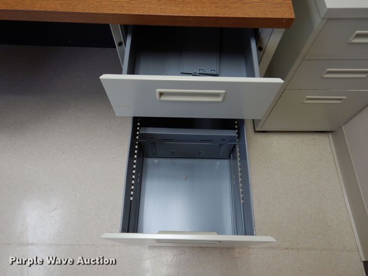 image for item MO9594 Office furniture