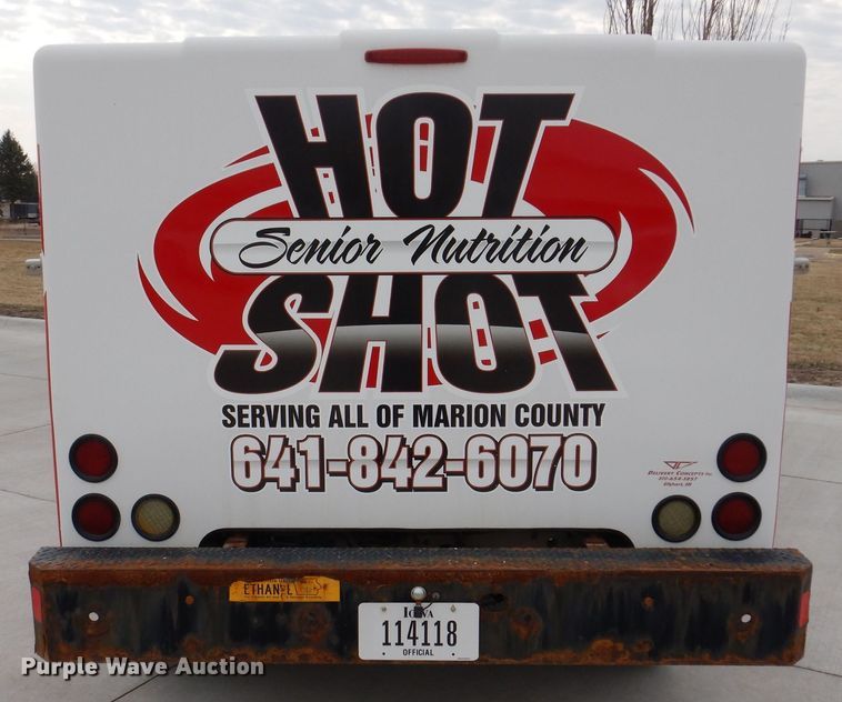 image for item MO9595 2015 Chevrolet Silverado 1500  delivery bed pickup truck