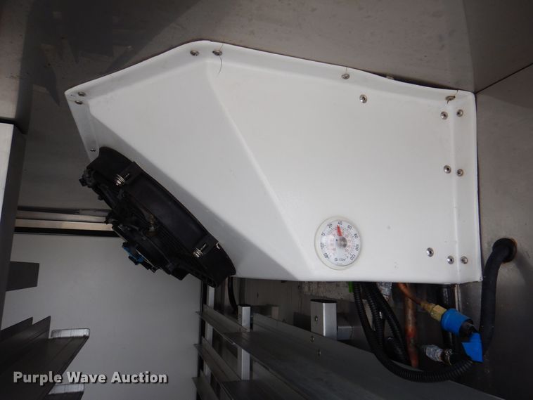 image for item MO9595 2015 Chevrolet Silverado 1500  delivery bed pickup truck