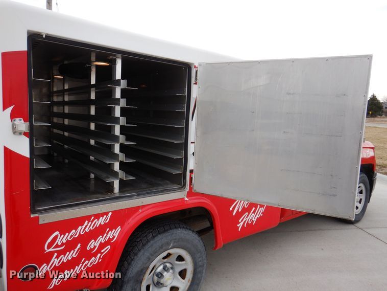 image for item MO9595 2015 Chevrolet Silverado 1500  delivery bed pickup truck