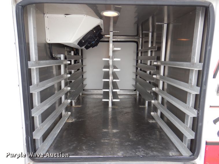 image for item MO9595 2015 Chevrolet Silverado 1500  delivery bed pickup truck