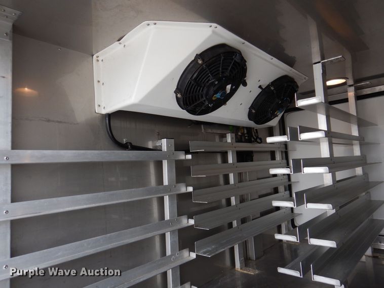 image for item MO9595 2015 Chevrolet Silverado 1500  delivery bed pickup truck