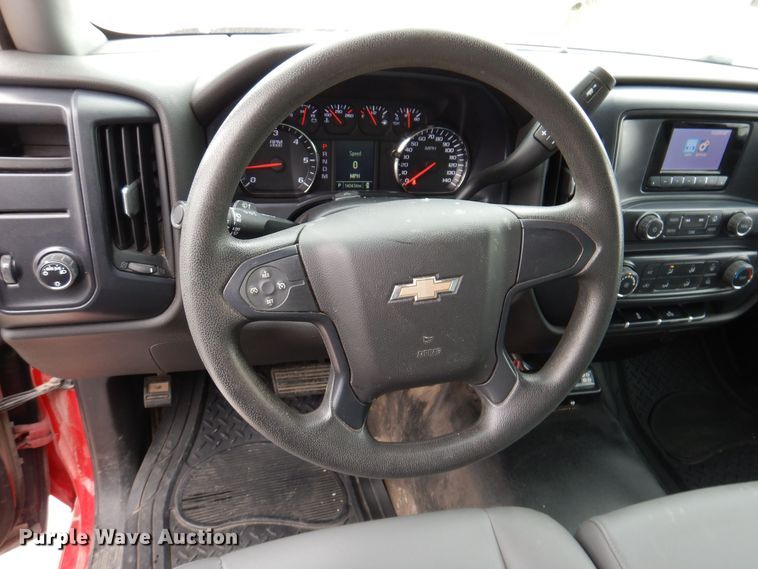 image for item MO9595 2015 Chevrolet Silverado 1500  delivery bed pickup truck