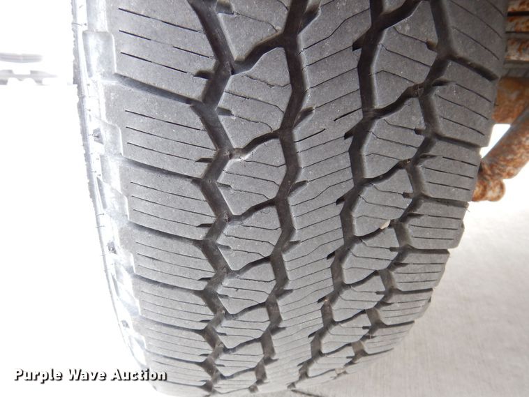 image for item MO9595 2015 Chevrolet Silverado 1500  delivery bed pickup truck