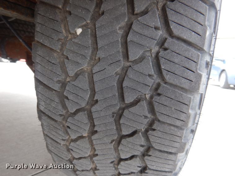 image for item MO9595 2015 Chevrolet Silverado 1500  delivery bed pickup truck