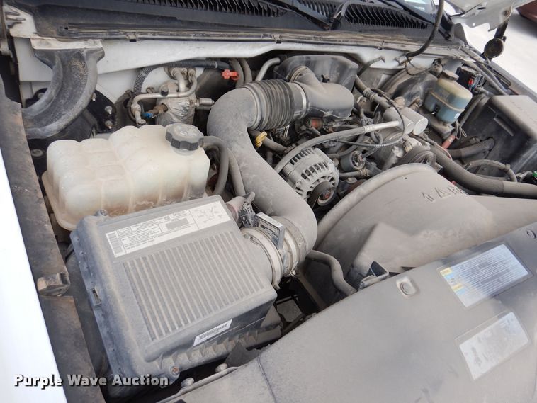 image for item MO9596 2002 Chevrolet Silverado 1500  pickup truck