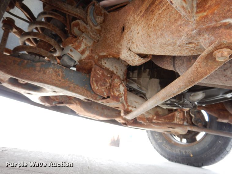 image for item MO9596 2002 Chevrolet Silverado 1500  pickup truck