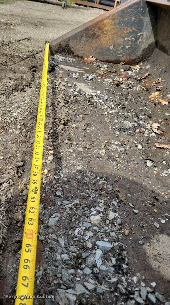 image for item MO9617 2015 Case TR270  tracked skid steer loader