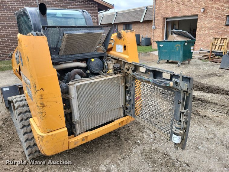 image for item MO9617 2015 Case TR270  tracked skid steer loader