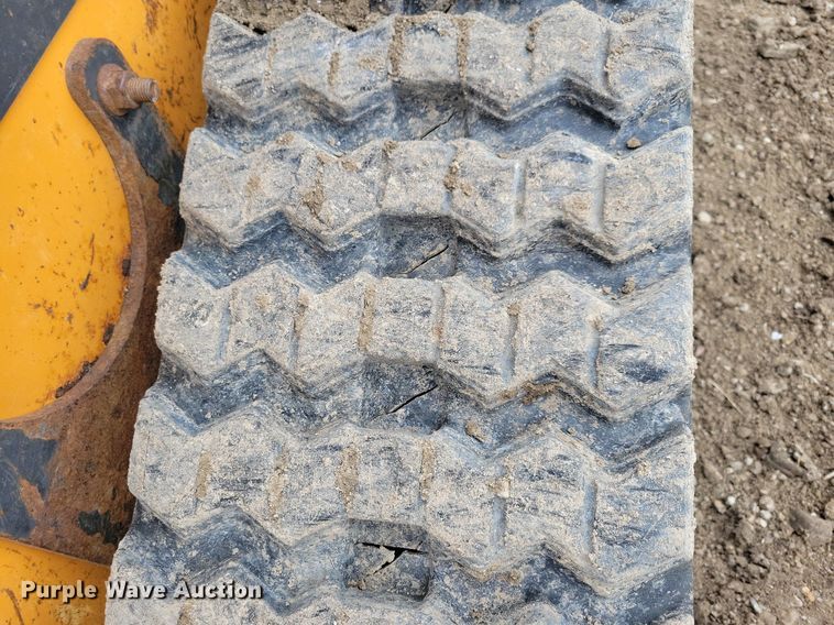 image for item MO9617 2015 Case TR270  tracked skid steer loader