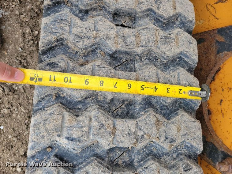 image for item MO9617 2015 Case TR270  tracked skid steer loader