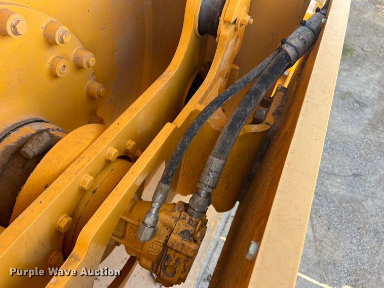 image for item MQ9874 Volvo SD115  single drum roller