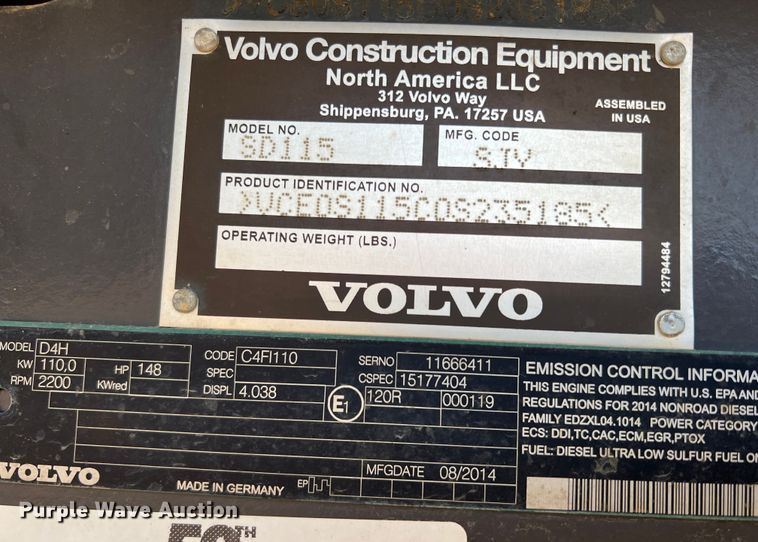 image for item MQ9874 Volvo SD115  single drum roller