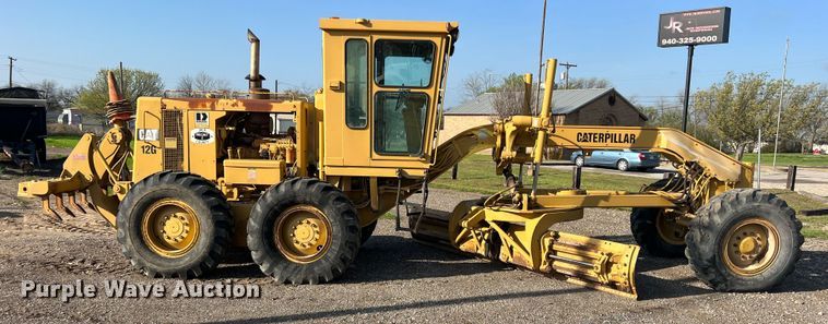 image for item MQ9876 1993 Caterpillar 12G  motor grader