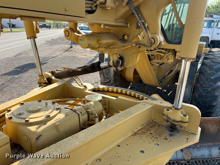 image for item MQ9876 1993 Caterpillar 12G  motor grader