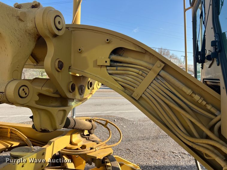 image for item MQ9876 1993 Caterpillar 12G  motor grader