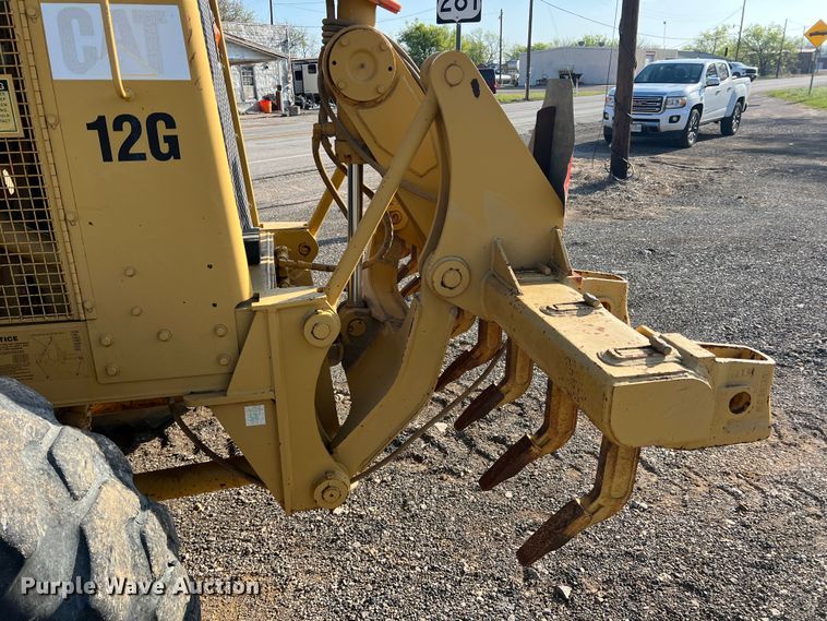 image for item MQ9876 1993 Caterpillar 12G  motor grader